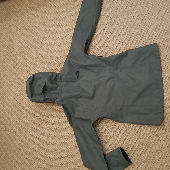 The North Face Dry Vent Stow in Pocket Women's XS Jacket - Picture 13 of 14